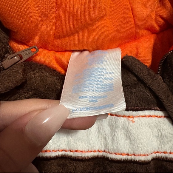 Football Sleeper 6-9 Months - Picture 3 of 4